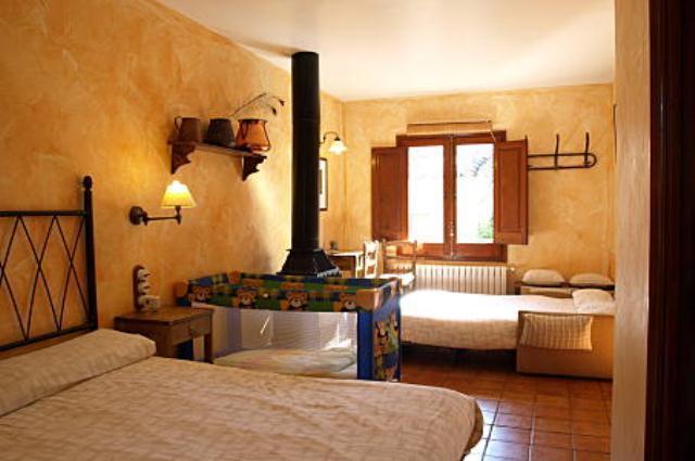 Mas Fuselles Villa Cornella de Terri Phòng bức ảnh